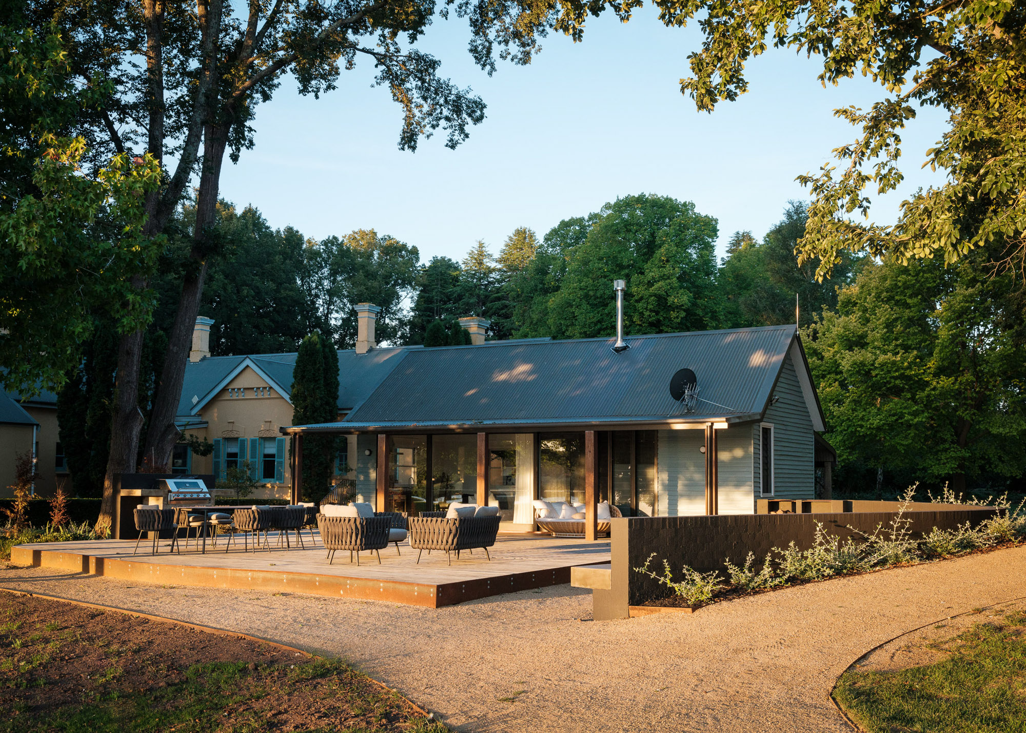 Mona Farm | Lakehouse